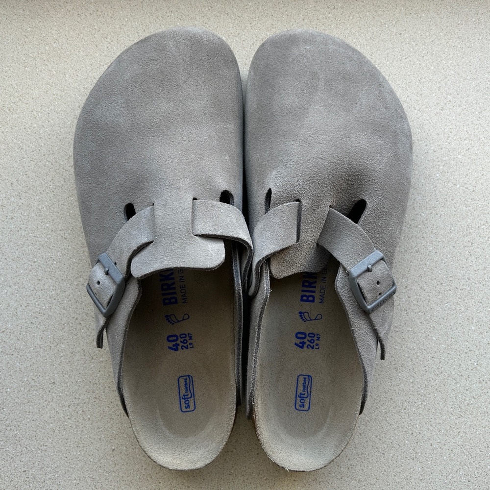 NIB Birkenstock Boston Stone Coin Soft Footbed Suede Clog